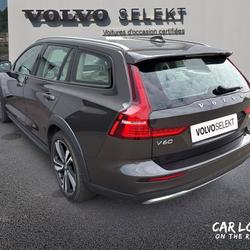 Volvo V60 V60 B4 AWD 197 ch Geartronic 8 Cross Country Pro Saint-Berthevin