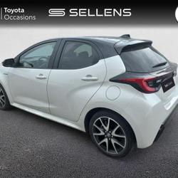 Toyota Yaris 116h Collection 5p Fr&eacute;jus