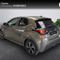 Toyota Yaris 116h Design 5p MC25 N&icirc;mes