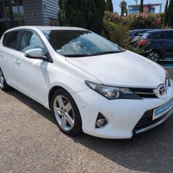 Toyota Auris 124 D-4D FAP Style N&icirc;mes