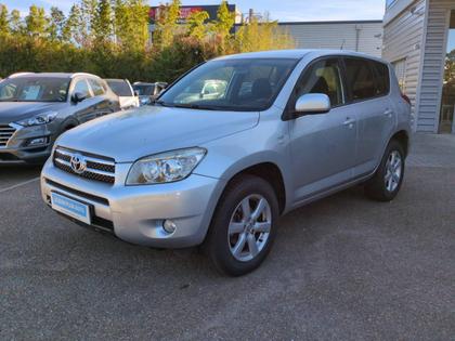 Toyota RAV4 - 136 D-4D Life - 7 990 €