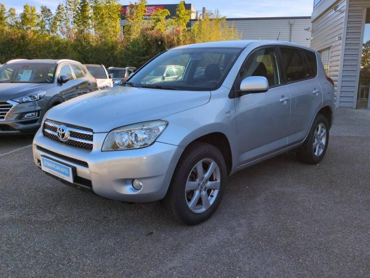 Toyota RAV4  - Life - 7 990 €