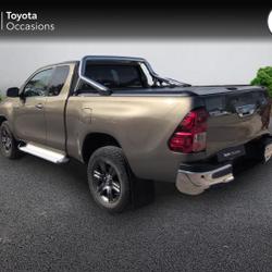 Toyota Hilux 2.4 D-4D X-Tra Cabine L&eacute;gende 4WD BVA RC21 occasion - M&eacute;jannes-l&egrave;s-Al&egrave;s - photo 2/27