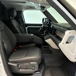 Land Rover Defender 110 3.0 D250 Hard Top S Vannes