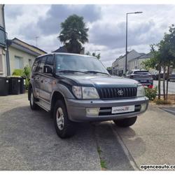 Toyota Land Cruiser 3.0 TD 125cv KZJ95 VX - 7 places - Calandre Saint-Barth&eacute;lemy-d'Anjou