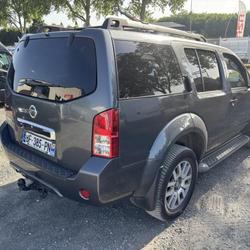 Nissan Pathfinder 2.5 dCi 190 7pl SE + Pack Nissan Connect Premium Saint-Georges-de-Reneins