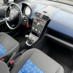 Suzuki Splash 1.0 GL 5P D&eacute;mouville