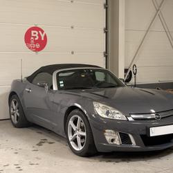 Opel GT 2.0i Turbo Ecotec  ROADSTER . Perpignan