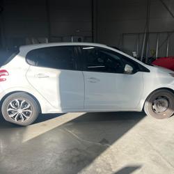 Peugeot 208 1.6 e-HDi FAP - 92 BERLINE Active PHASE 1 occasion - Perpignan - photo 3/15