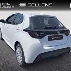Toyota Yaris 70 VVT-i Dynamic Business 5p MY22 Fr&eacute;jus