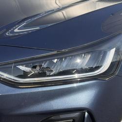 Ford Focus EcoBoost MHEV 125 ST Line X avec Attelage Ponts