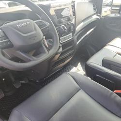 Iveco Daily 35C18 180CV 3L ALUMINIUM 3M80 COFFRE PANIER Chanas