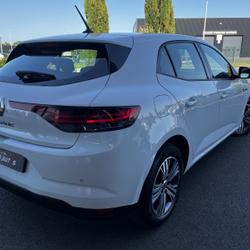 Renault Megane 4 1.5 BLUE DCI 115CH EVOLUTION D&eacute;mouville