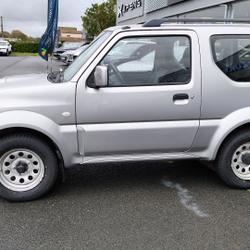 Suzuki Jimny 1.3i VVT JLX A occasion - Mouilleron-le-Captif - photo 2/15
