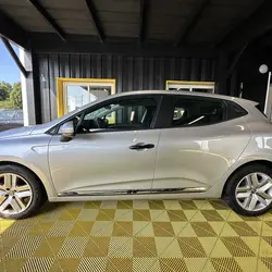 Renault Clio 5 1.0 SCE 75CH BUSINESS Qu&eacute;ven