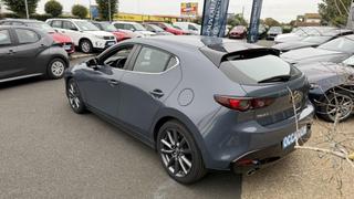 Mazda Mazda3  - photo 2