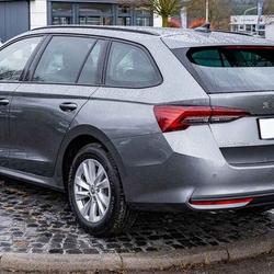 Skoda Octavia Combi 1.5 tsi hybrid 150 ch act dsg7 selection Goxwiller