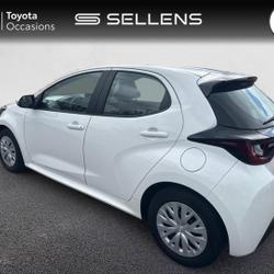 Toyota Yaris 116h Dynamic 5p MY22 occasion - Fr&eacute;jus - photo 2/20