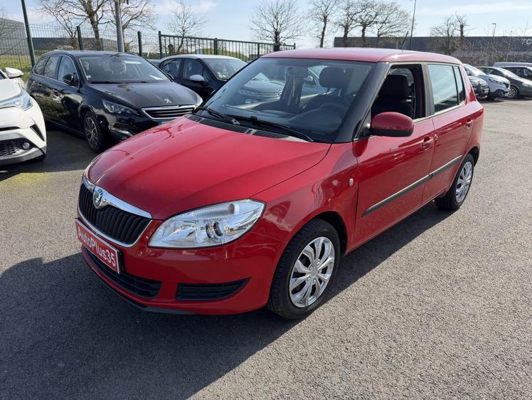 Skoda Fabia  - Active - 3 990 €