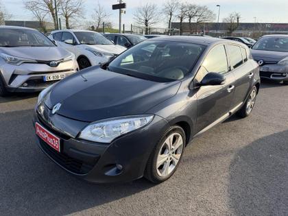 Renault Megane - Mégane 1.5 dCi FAP - 110  III BERLINE Dynamique PHASE 1 - 6 990 €