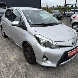 Toyota Yaris Hybride 100h - BV CVT  III 2014 Dynamic PHASE 1 Br&eacute;al-sous-Montfort