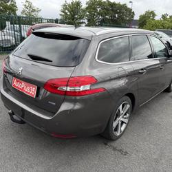 Peugeot 308 SW Phase 2 SW 1.2i PureTech 12V S&S - 130  II SW 2014 BREAK Allure PHASE 1 Br&eacute;al-sous-Montfort