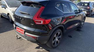 Volvo XC40  - photo 2