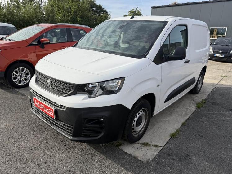 Peugeot Partner  - 9 990 €