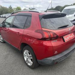 Peugeot 2008 1.2i PureTech 12V S&S - 130  Style moteur neuf Br&eacute;al-sous-Montfort