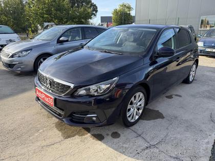 Peugeot 308 II Phase 2 - 1.2i PureTech 12V S&S - 110  II 2018 BERLINE Style PHASE 2 - 5 490 €