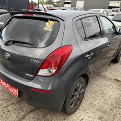 Hyundai i20 1.1 CRDi FAP - 75 BERLINE Pack Inventive Limited PHASE 2 occasion - Br&eacute;al-sous-Montfort - photo 3/7