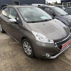 Peugeot 208 1.2i PureTech 12V - 82 BERLINE Active PHASE 1 occasion - Br&eacute;al-sous-Montfort - photo 2/7