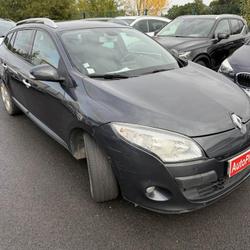 Renault Megane 3 M&eacute;gane Estate 1.9 dCi FAP - 130 Euro 5 III ESTATE BREAK Dynamique PHASE 1 occasion - Br&eacute;al-sous-Montfort - photo 2/7