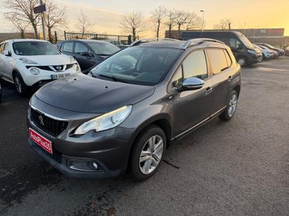 Peugeot 2008 - 1.2 puretech 82ch bvm5 style - 5 490 €