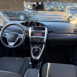 Toyota Verso 112 d-4d 5pl fap active Br&eacute;al-sous-Montfort