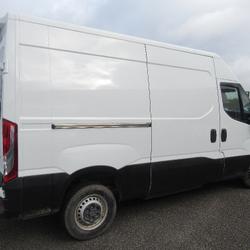 Iveco Daily L2H2 3514 V11 3.0 140 ch GNV / ESSENCE Lanester