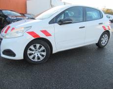 Peugeot 208 societe Lanester