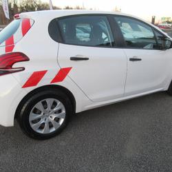 Peugeot 208 societe AFFAIRE 1.6 BLUEHDI 75 ch BVM5 PREMIUM Lanester