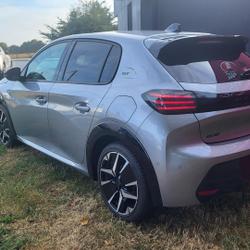 Peugeot 208 Hybrid 145 e-DCS6 GT Sainte-C&eacute;cile