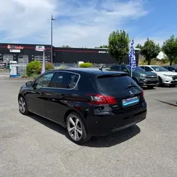 Peugeot 308 II Phase 2 1.2 PURETECH 130CH TECH EDITION + PARK ASSIST DISTRIBUTION NEUVE occasion - Puymoyen - photo 2/21