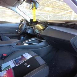 Peugeot 308 III Phase 1 Hybrid 145 e-DCS6 ALLURE Les Herbiers