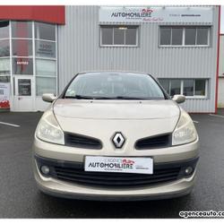 Renault Clio 3 3 1.4 98CH LUXE DYNAMIQUE | REGULATEUR | CLIM AUTO | GARANTIE 6 MOIS Pont-Saint-Martin