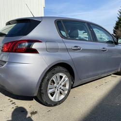 Peugeot 308 II Phase 2 1.5 BlueHDi 130ch S&amp;S Active Business EAT8 Quimperl&eacute;