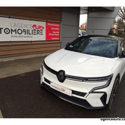 Renault Megane 4 E-TECH ICONIC SUPERCHARGE 220 ch Pont-Audemer