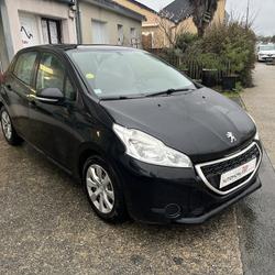 Peugeot 208 1.4 HDi 68 cv Business (2 places) - Distribution &agrave; jour Saint-Barth&eacute;lemy-d'Anjou