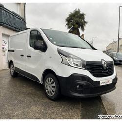 Renault Trafic III L1H1 1.6 dCi Energy 120 cv Grand confort - 2 portes lat&eacute;rales Saint-Barth&eacute;lemy-d'Anjou