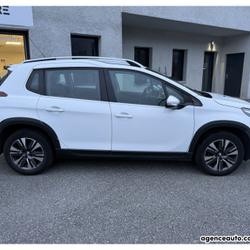 Peugeot 2008 1.2 THP 12V S&S 130 cv BVM / Courroie chang&eacute;e/ Entretien Peugeot Tresserve