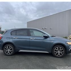 Fiat Tipo 2 CROSS 5 PORTES 1.6 Multijet 130 ch Plus // GARANTIE 6 MOIS Pont-Saint-Martin