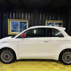 Fiat 500 II E 95CH (RED) 2.0 MY23 Qu&eacute;ven
