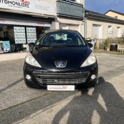 Peugeot 207 1.4 HDi 68 cv URBAN - Distribution &agrave; jour Saint-Barth&eacute;lemy-d'Anjou
